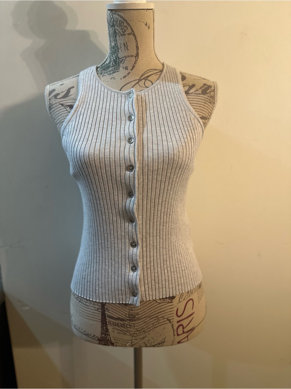 Calvin Klein Jeans Ribbed Button-Front Tank Top - Light Gray